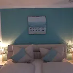 Hotel-pension Achtern Diek 4* بوسم