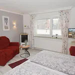 Hotel-pension Achtern Diek بيت ضيافة