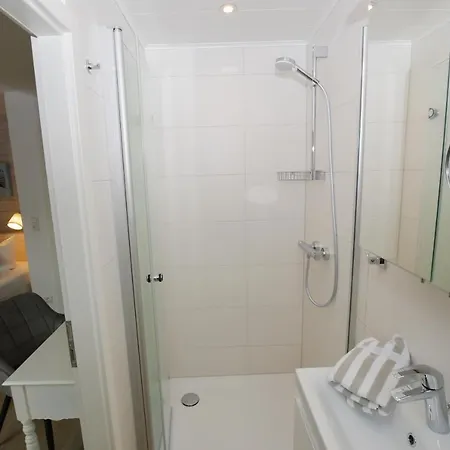 Hotel-pension Achtern Diek Penzion 4*