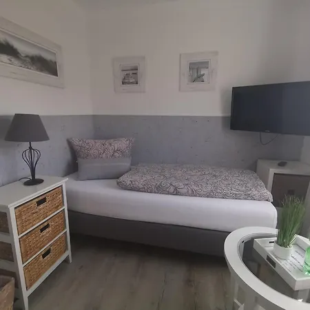 Hotel-pension Achtern Diek 4*