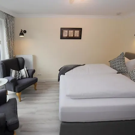 Hotel-pension Achtern Diek Гостевой дом