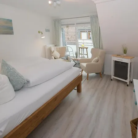 Hotel-pension Achtern Diek 4* Büsum